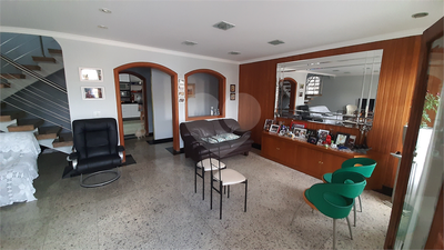 Casa, 3 quartos, 280 m² - Foto 2