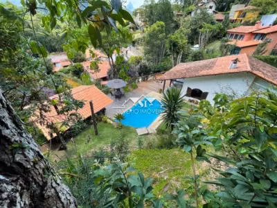 Casa, 4 quartos, 180 m² - Foto 1