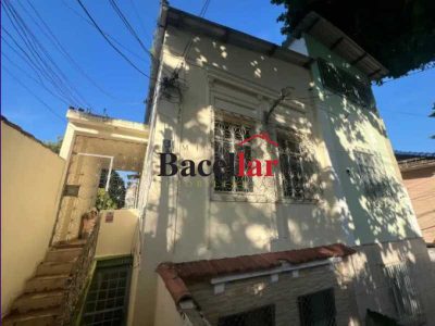 Casa, 3 quartos, 48 m² - Foto 1