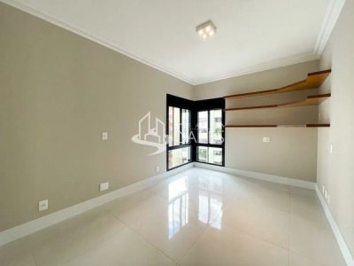 Apartamento, 3 quartos, 215 m² - Foto 4