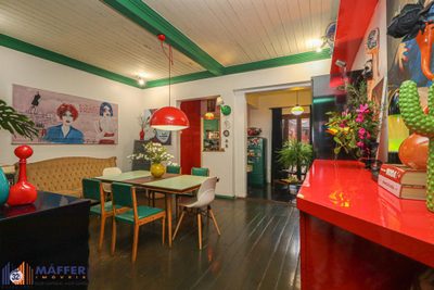Casa, 3 quartos, 221 m² - Foto 1