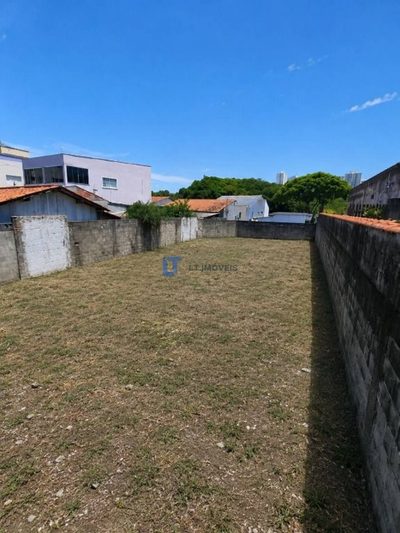 Terreno, 300 m² - Foto 1