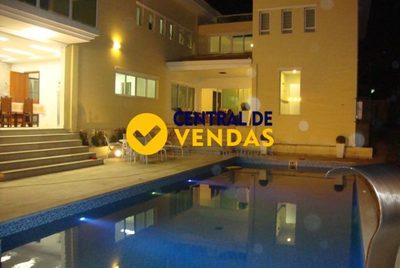 Casa, 4 quartos, 726 m² - Foto 1