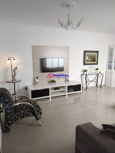 Casa, 3 quartos, 255 m² - Foto 1