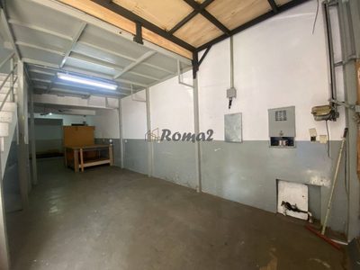 Depósito-Galpão, 240 m² - Foto 1