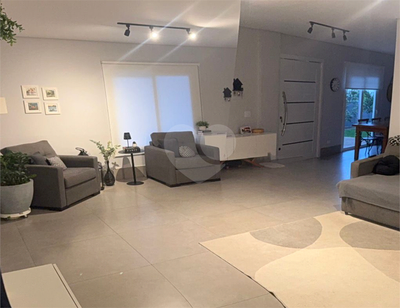 Sobrado, 4 quartos, 300 m² - Foto 1