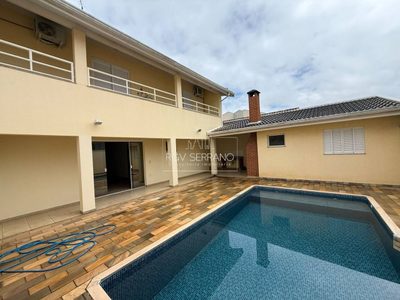 Sobrado, 4 quartos, 270 m² - Foto 1