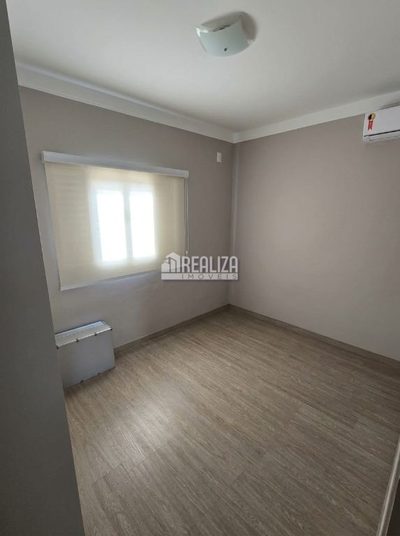 Casa, 5 quartos, 194 m² - Foto 4