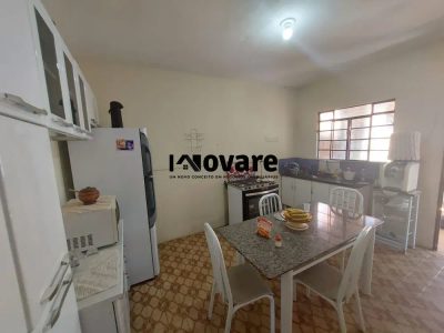 Casa, 4 quartos, 130 m² - Foto 1