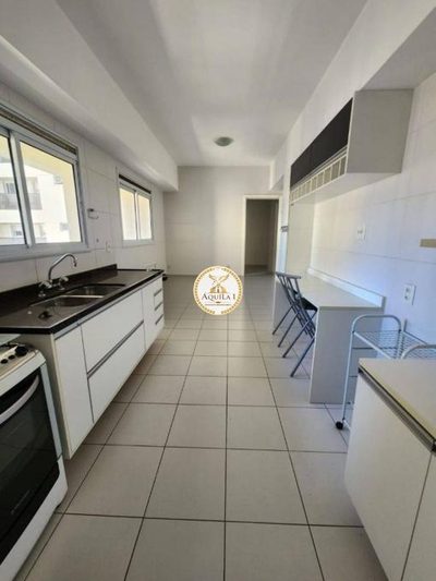 Apartamento, 3 quartos, 212 m² - Foto 2
