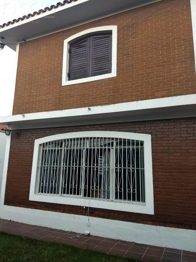 Casa, 3 quartos, 224 m² - Foto 1