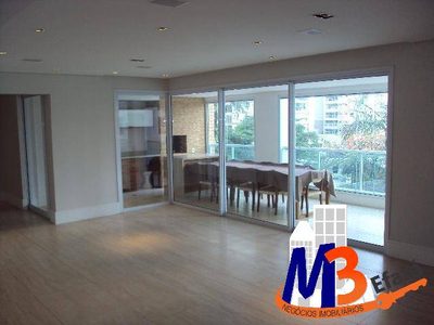 Apartamento, 3 quartos, 201 m² - Foto 1