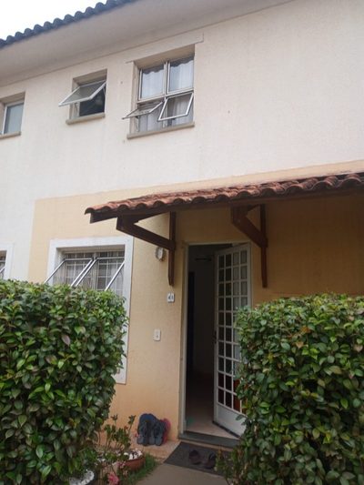 Casa, 3 quartos, 98 m² - Foto 1