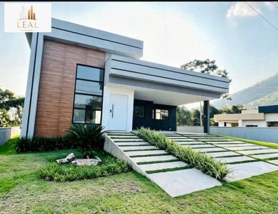 Casa, 4 quartos, 200 m² - Foto 1