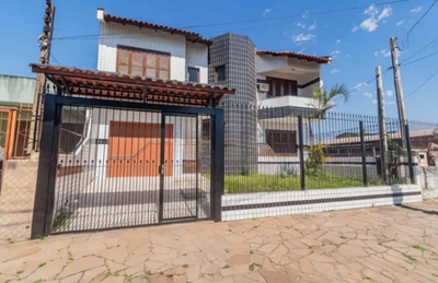 Casa, 3 quartos, 240 m² - Foto 1