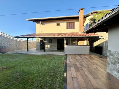 Casa, 4 quartos, 174 m² - Foto 2