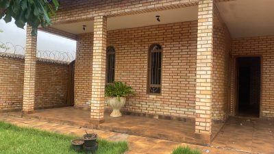 Casa, 3 quartos, 200 m² - Foto 1