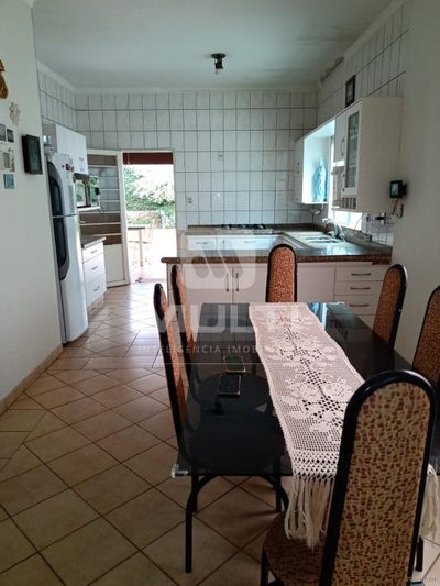 Casa, 3 quartos, 200 m² - Foto 3