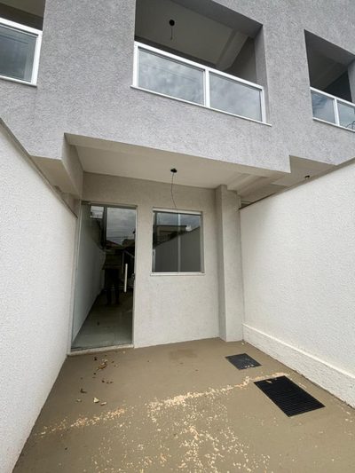Casa, 2 quartos, 112 m² - Foto 1