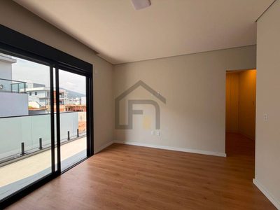Sobrado, 4 quartos, 223 m² - Foto 2
