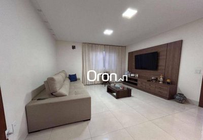Casa, 3 quartos, 250 m² - Foto 1