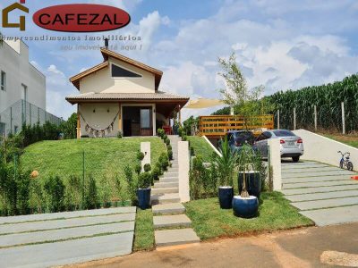 Casa, 4 quartos, 216 m² - Foto 1