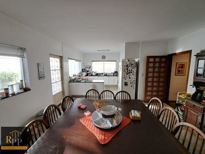 Casa, 3 quartos, 340 m² - Foto 1