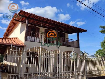 Casa, 3 quartos, 258 m² - Foto 1