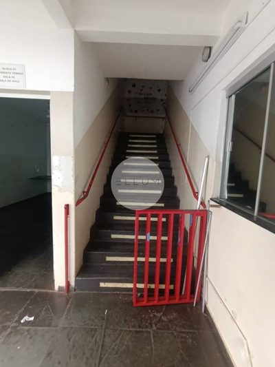 Loja-Salão, 650 m² - Foto 2