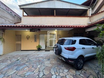 Casa, 3 quartos, 180 m² - Foto 2