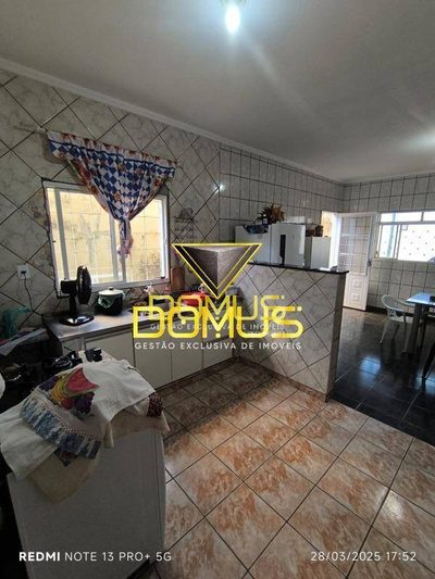 Casa, 3 quartos, 228 m² - Foto 2