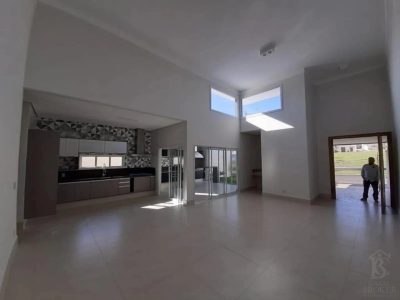 Casa, 3 quartos, 250 m² - Foto 1