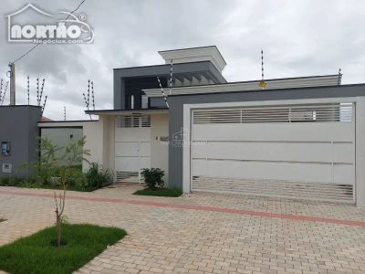 Casa, 3 quartos, 188 m² - Foto 1