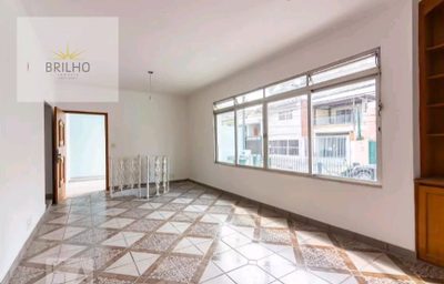 Sobrado, 3 quartos, 250 m² - Foto 1