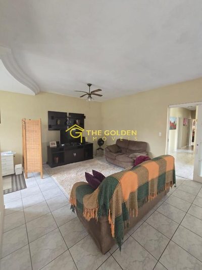 Casa, 3 quartos, 207 m² - Foto 3