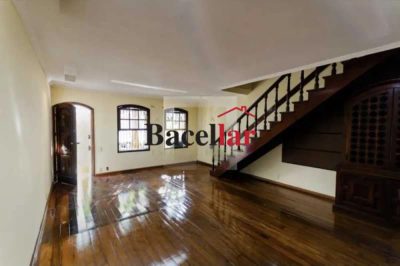 Casa, 6 quartos, 410 m² - Foto 1