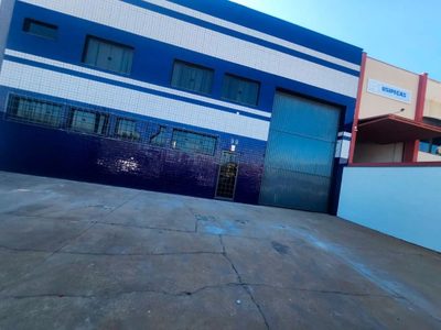 Depósito-Galpão, 749 m² - Foto 1