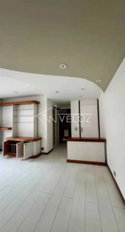Apartamento, 1 quarto, 70 m² - Foto 2