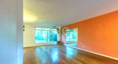 Casa, 3 quartos, 256 m² - Foto 2