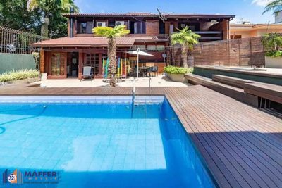 Casa, 4 quartos, 330 m² - Foto 1