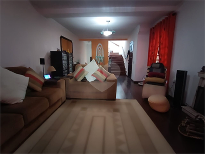 Sobrado, 3 quartos, 234 m² - Foto 3