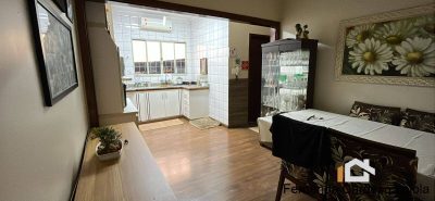 Casa, 3 quartos, 250 m² - Foto 1
