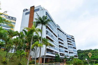 Apartamento, 3 quartos, 168 m² - Foto 1