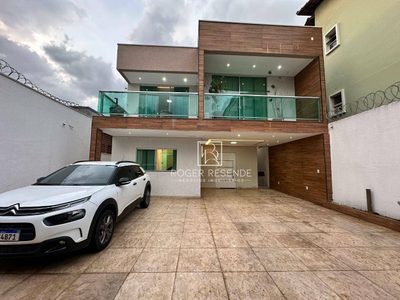 Casa, 4 quartos, 240 m² - Foto 2