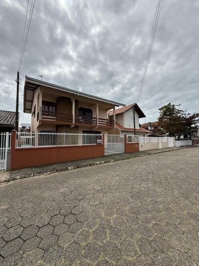 Sobrado, 4 quartos, 252 m² - Foto 2