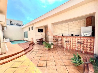 Casa, 4 quartos, 201 m² - Foto 1