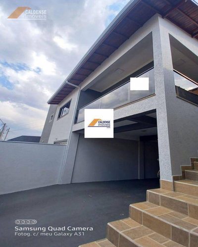 Casa, 3 quartos, 272 m² - Foto 1