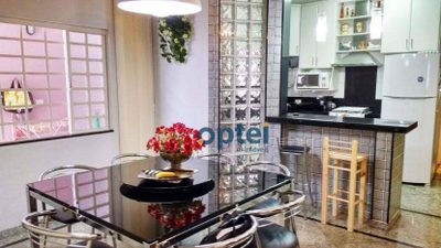Sobrado, 4 quartos, 233 m² - Foto 2