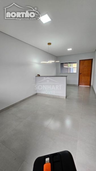 Casa, 3 quartos, 60 m² - Foto 2