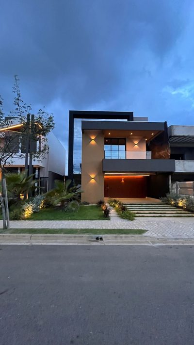 Sobrado, 5 quartos, 306 m² - Foto 2